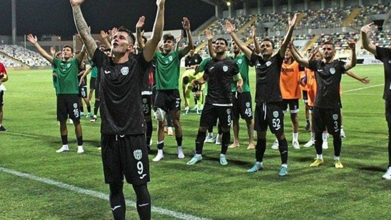 Bornova 1877 Yükselişte: Son İki Maçını Kazanarak Üçüncü Sıraya Yükseldi