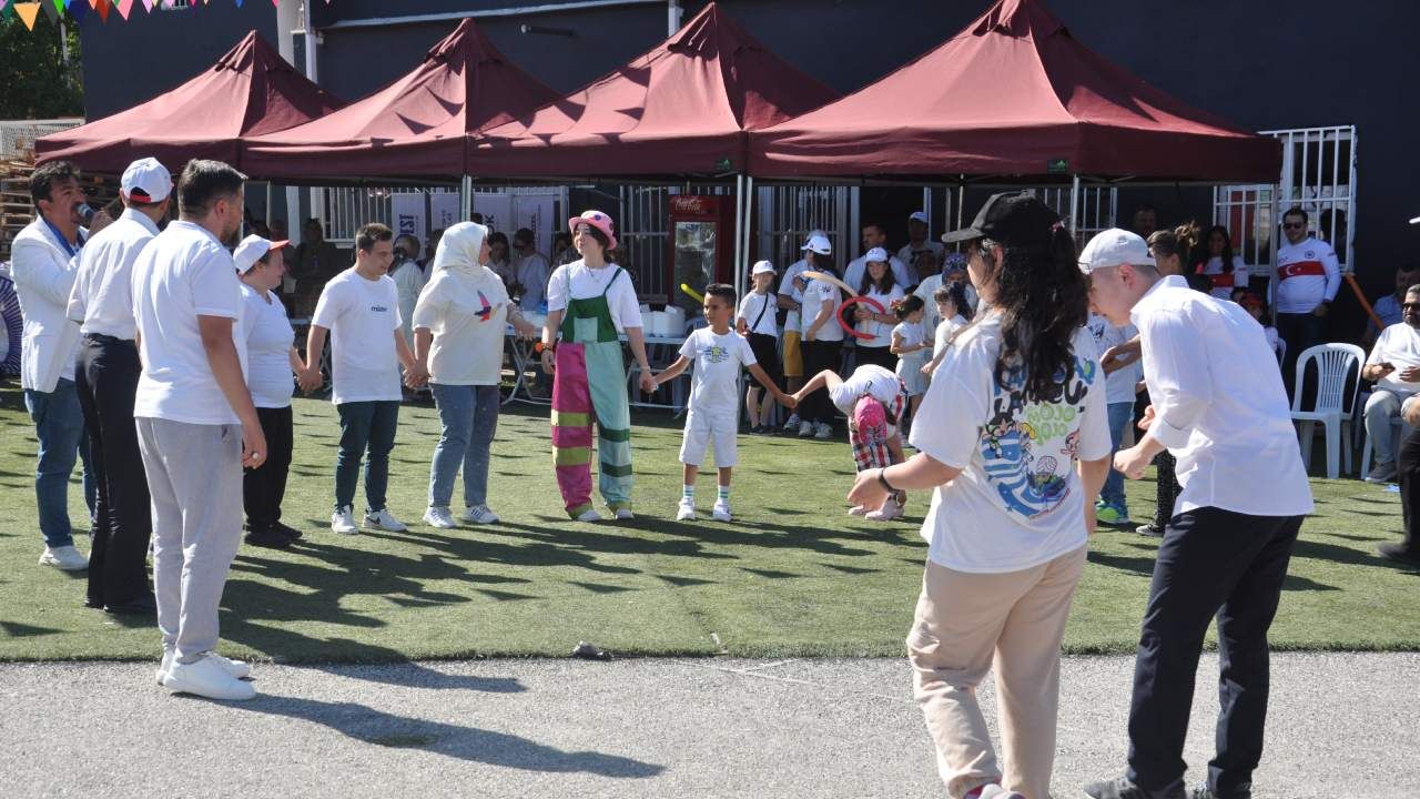 Özel bireyler DownFest’te buluştu