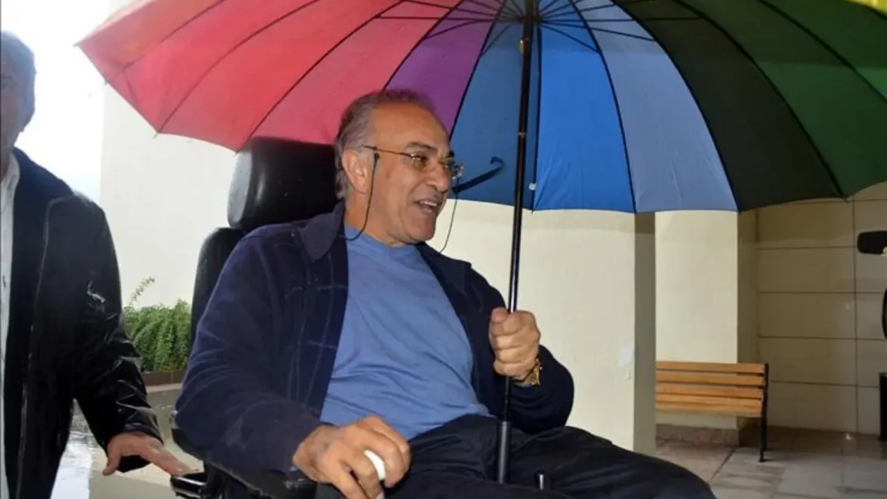 Ahmet Bayer kimdir, nereli, kaç yaşında?