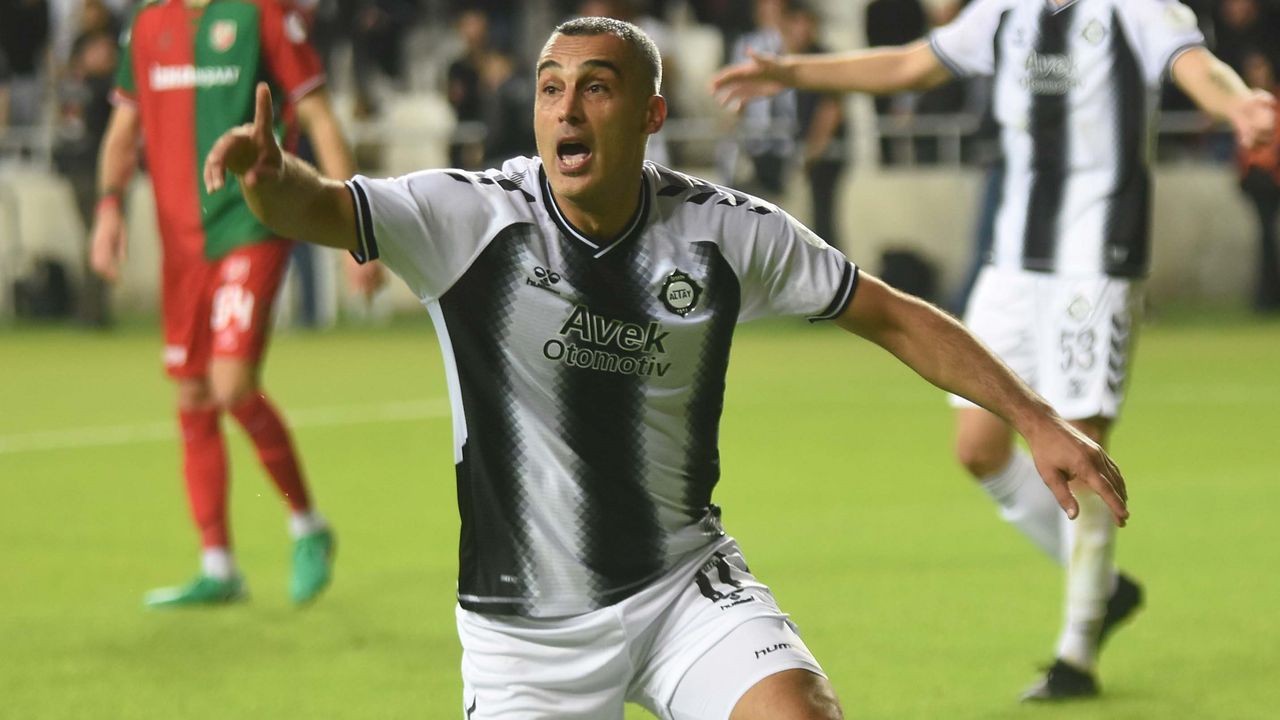 Altay'da Murat Uluç özür diledi