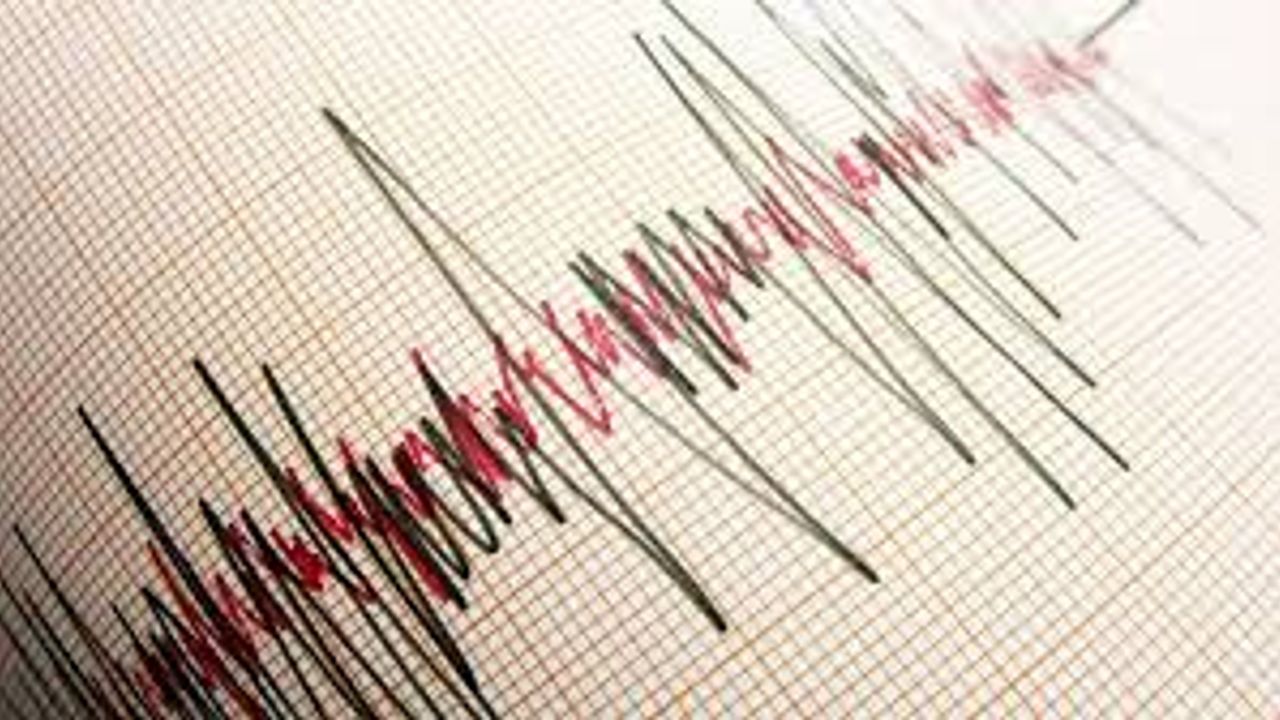 Balıkesir Sındırgı’da 4.2 büyüklüğünde yeni deprem!