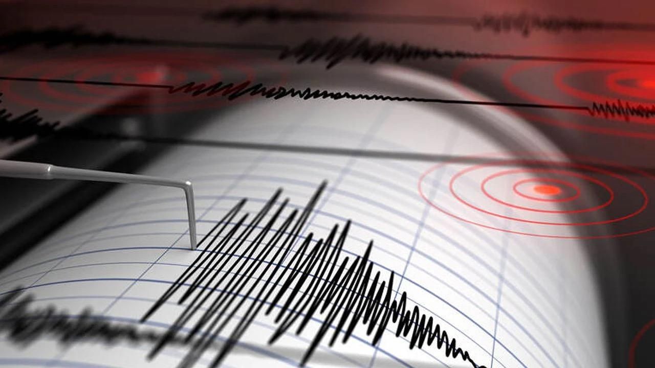 Balıkesir'de 6,1 büyüklüğünde deprem: 4 üzerindeki artçı depremler panik yarattı
