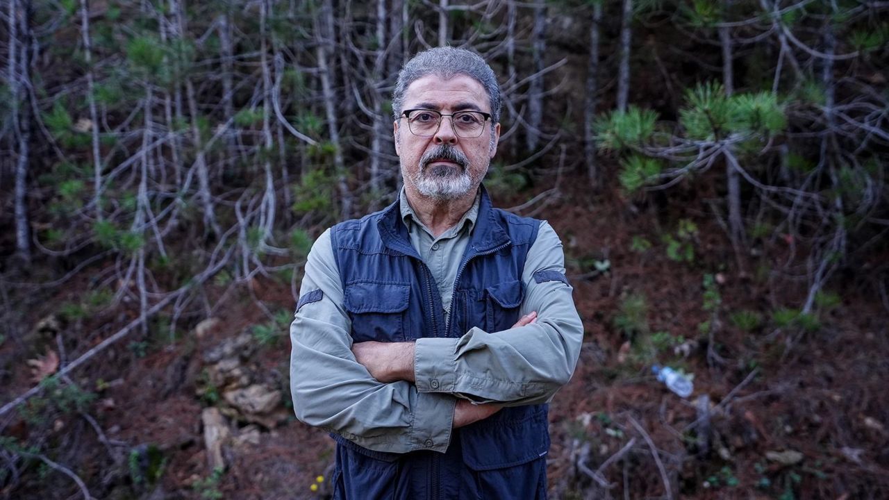 Deprem bölgesinde çalışma yapan Prof. Dr. Hasan Sözbilir: Ölü faylar canlandı!