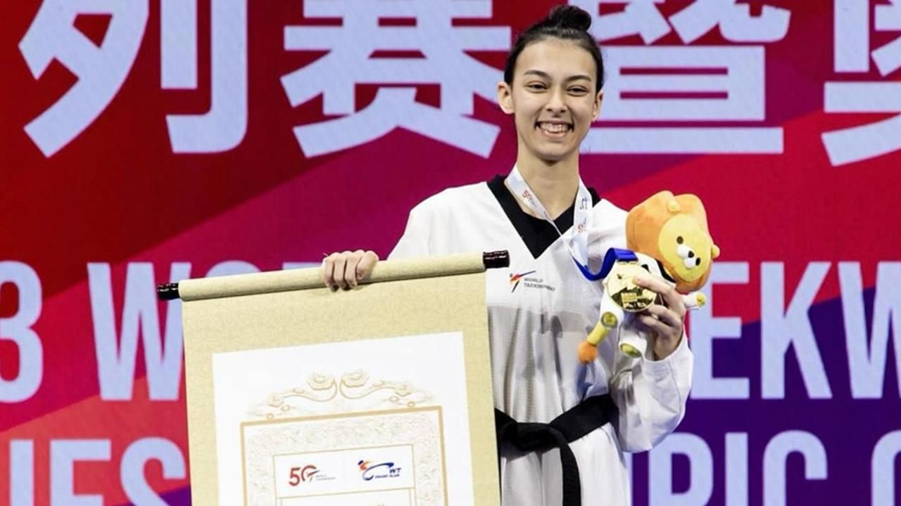 Elif Sude Akgül, Dünya Taekwondo Şampiyonası'nda 2'nci oldu