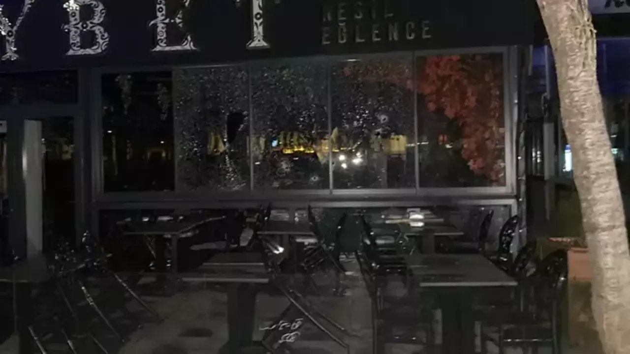 Gece yarısı eğlence mekanına silahlı saldırı