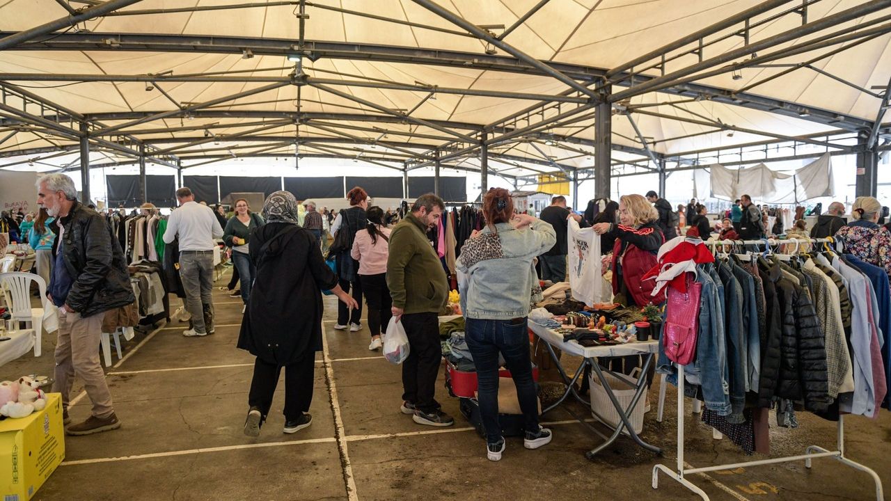 İkinci El Pazarı, beş ilçede dayanışmayı büyütüyor