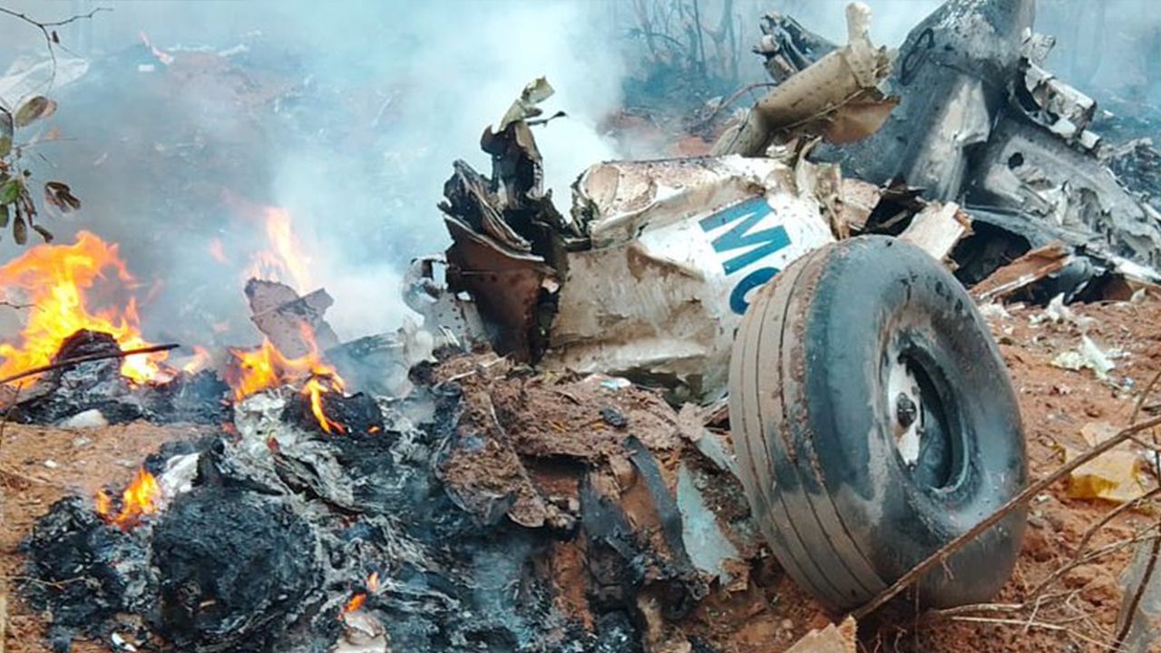 Kenya’da katliam gibi kaza: 12 kişinin bulunduğu uçak düştü, kurtulan yok