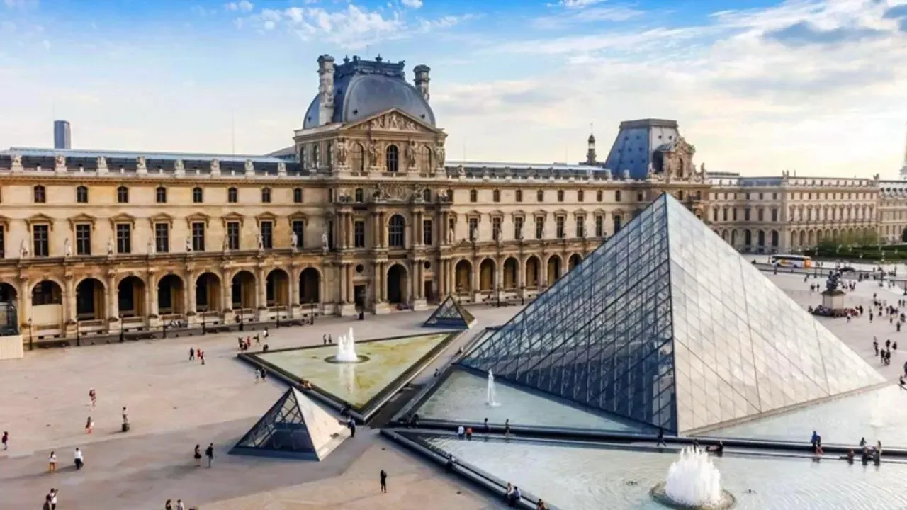 Louvre soygununda yeni gözaltılar: İki şüpheli tutuklandı