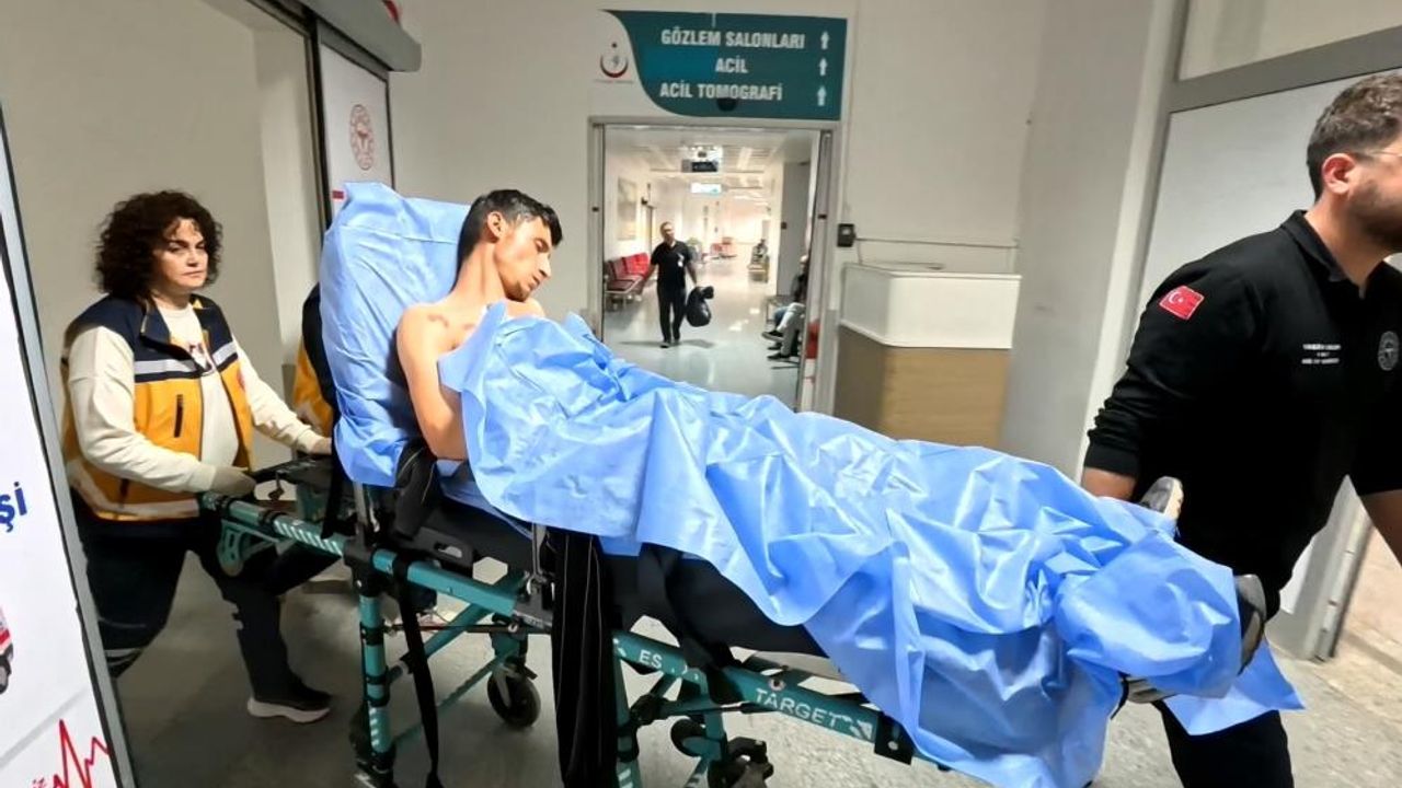 Mahallede korku dolu anlar: 16 yaşındaki çocuk tartıştığı genci bıçakladı