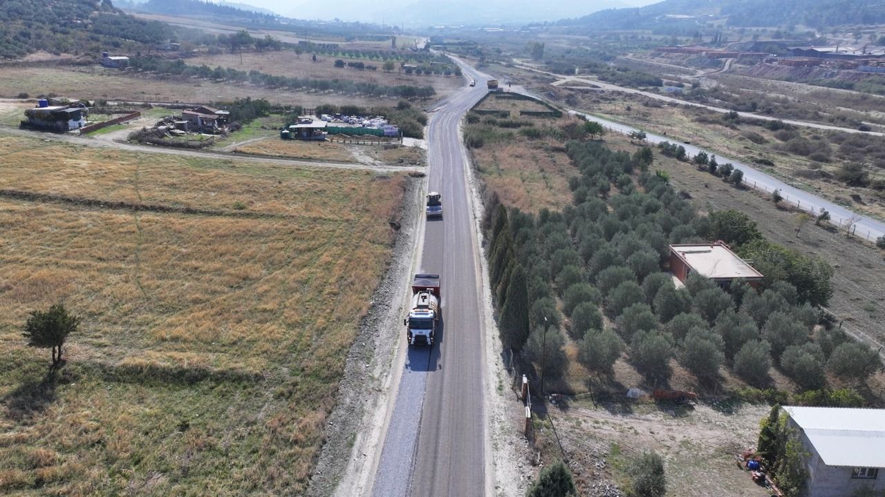 Manisa Büyükşehir'den Turgutlu'da 10 kilometrelik ulaşım atağı