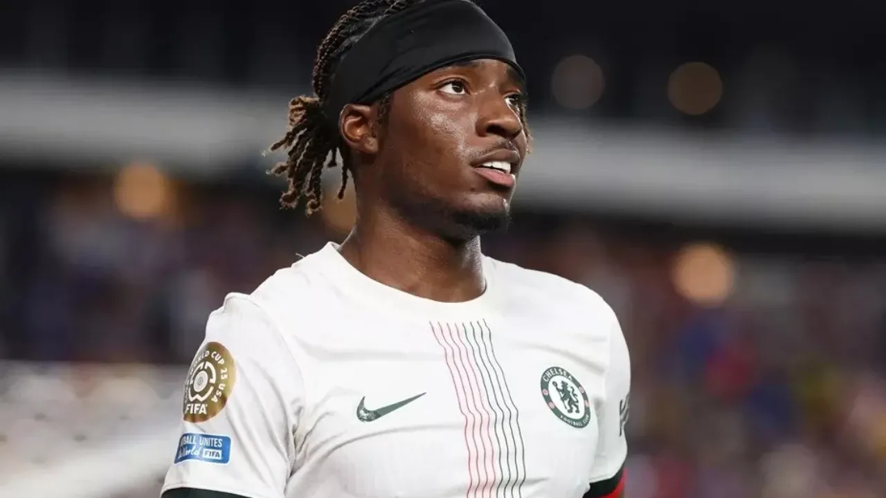 Noni Madueke kimdir, nereli, kaç yaşında?