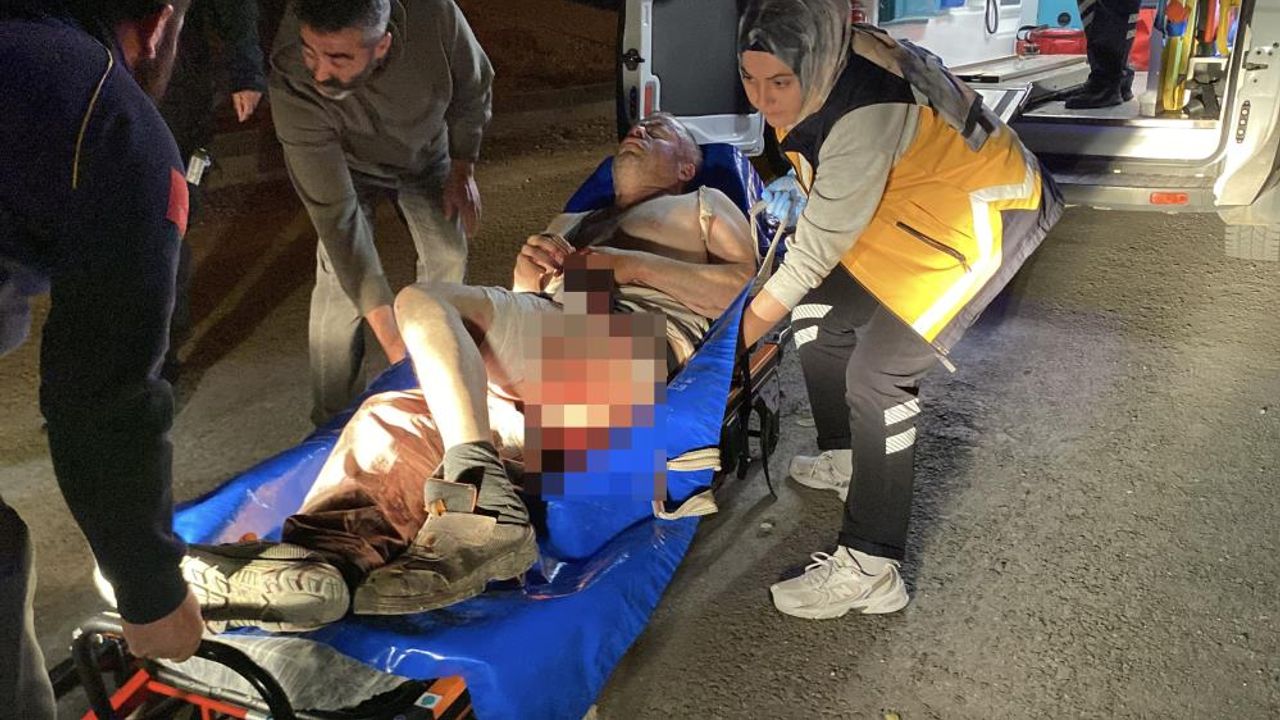 Tartışma internette başladı, parkta bıçakla son buldu: Saldırganlar yakalandı