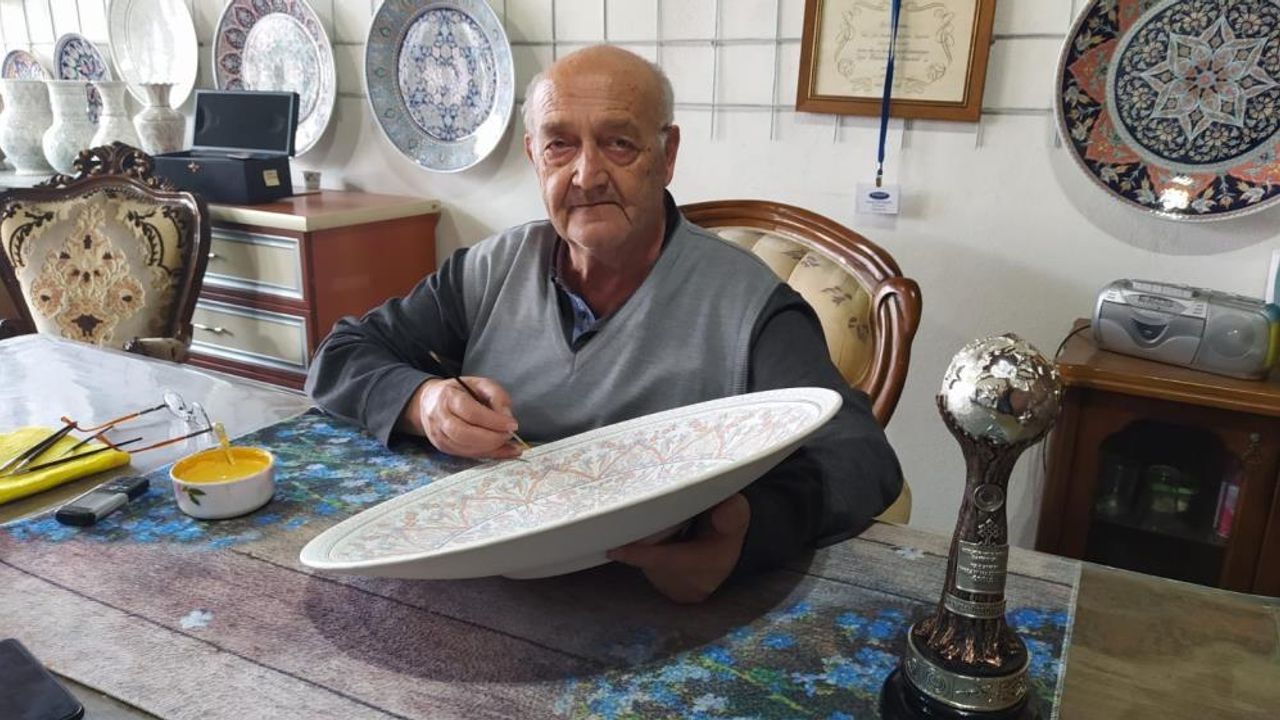 UNESCO ödüllü çini ustası Hamza Üstünkaya hayatını kaybetti