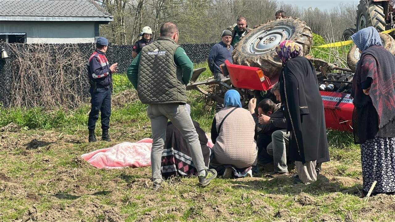 Feci kaza: Traktör sürücüsü olay yerinde hayatını kaybetti