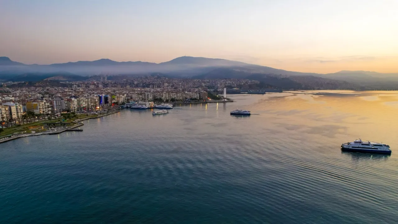 İzmir Körfezi için bilim insanlarından havza bazlı çözüm çağrısı