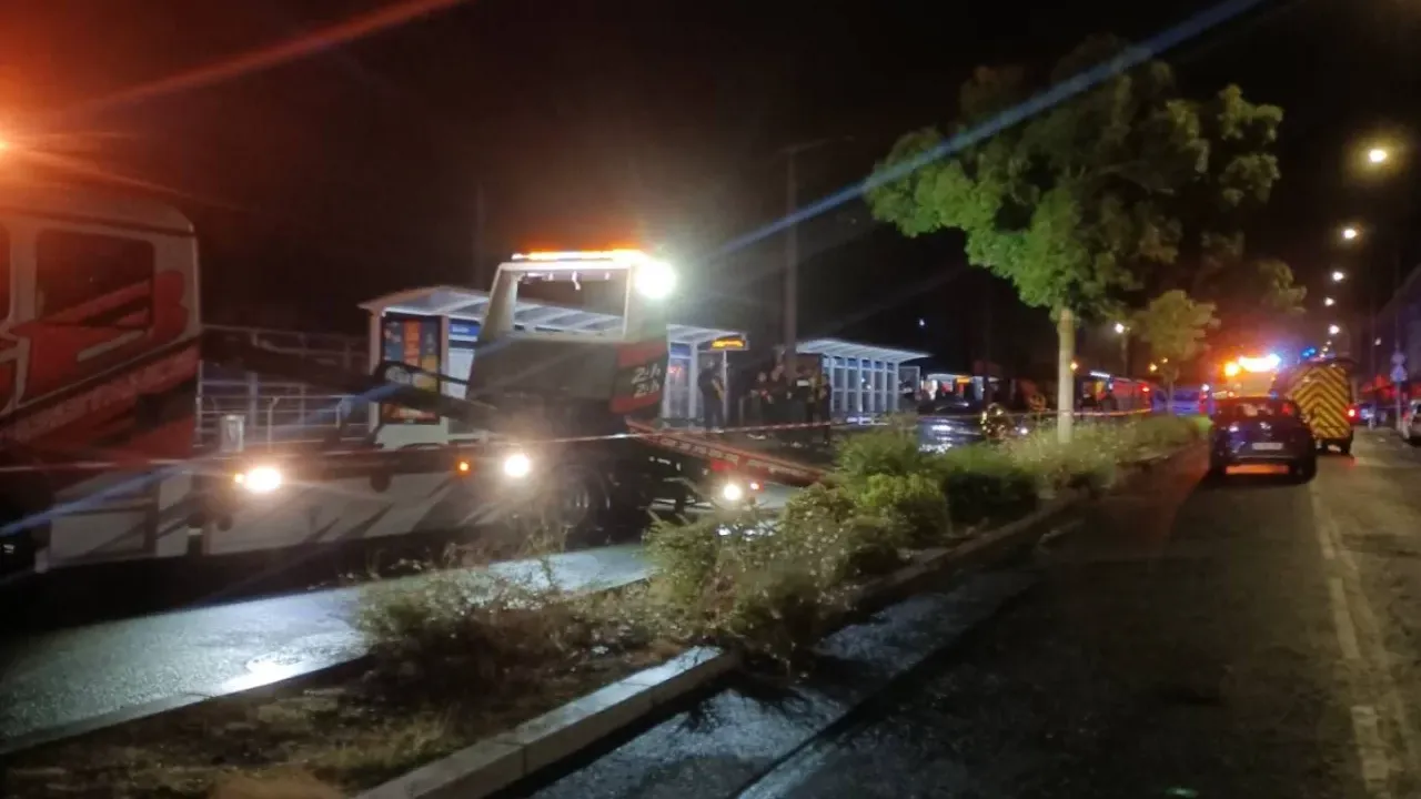 Fransa'da araç kalabalığa daldı: 2 ölü, 10 yaralı