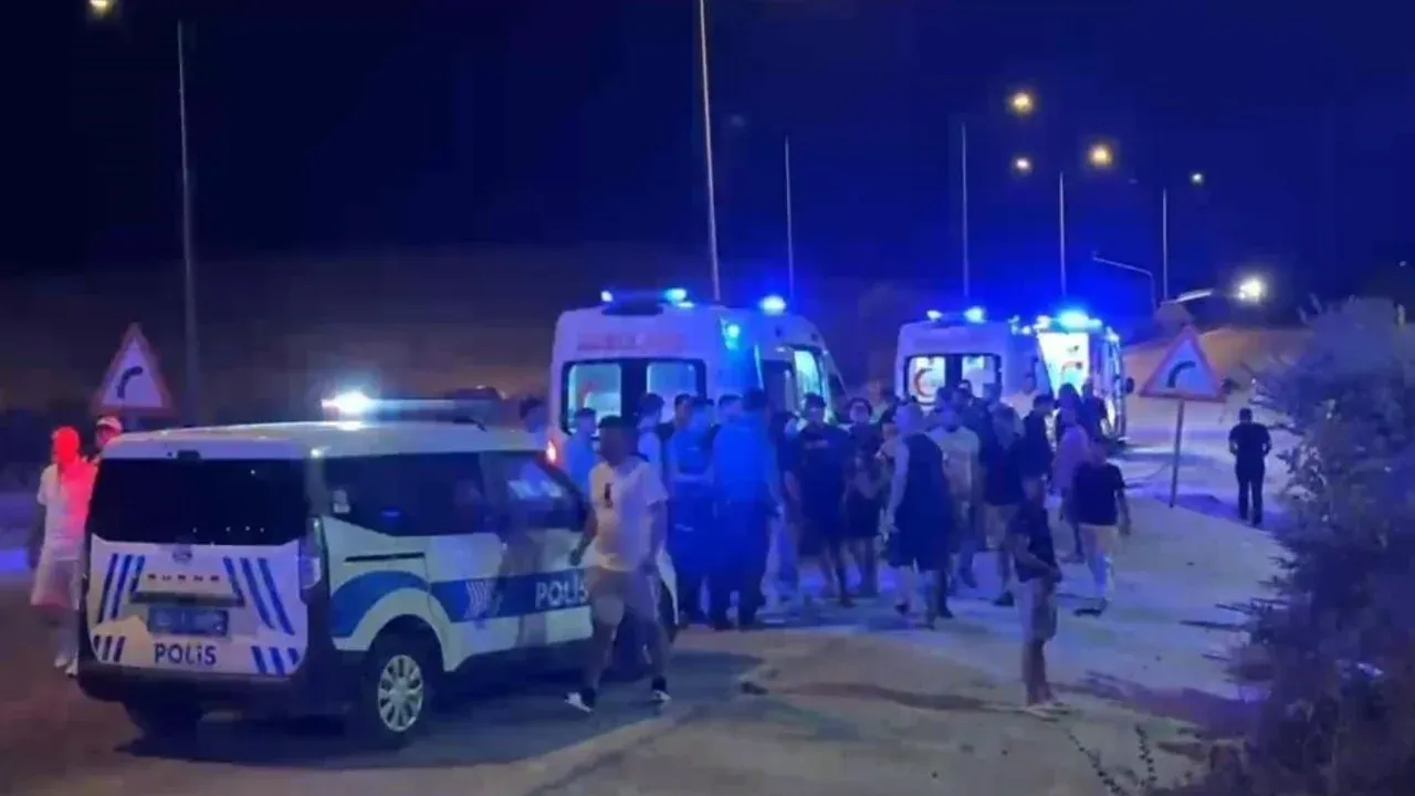 18 yaşındaki gencin hayatını kaybettiği kazada yaralanan genç kız da öldü