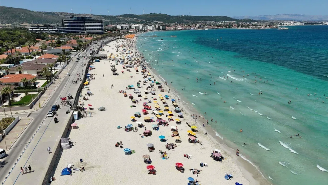 İzmir turizminde Ağustos hareketliliği: Otellerde doluluk yüzde 90’a ulaştı