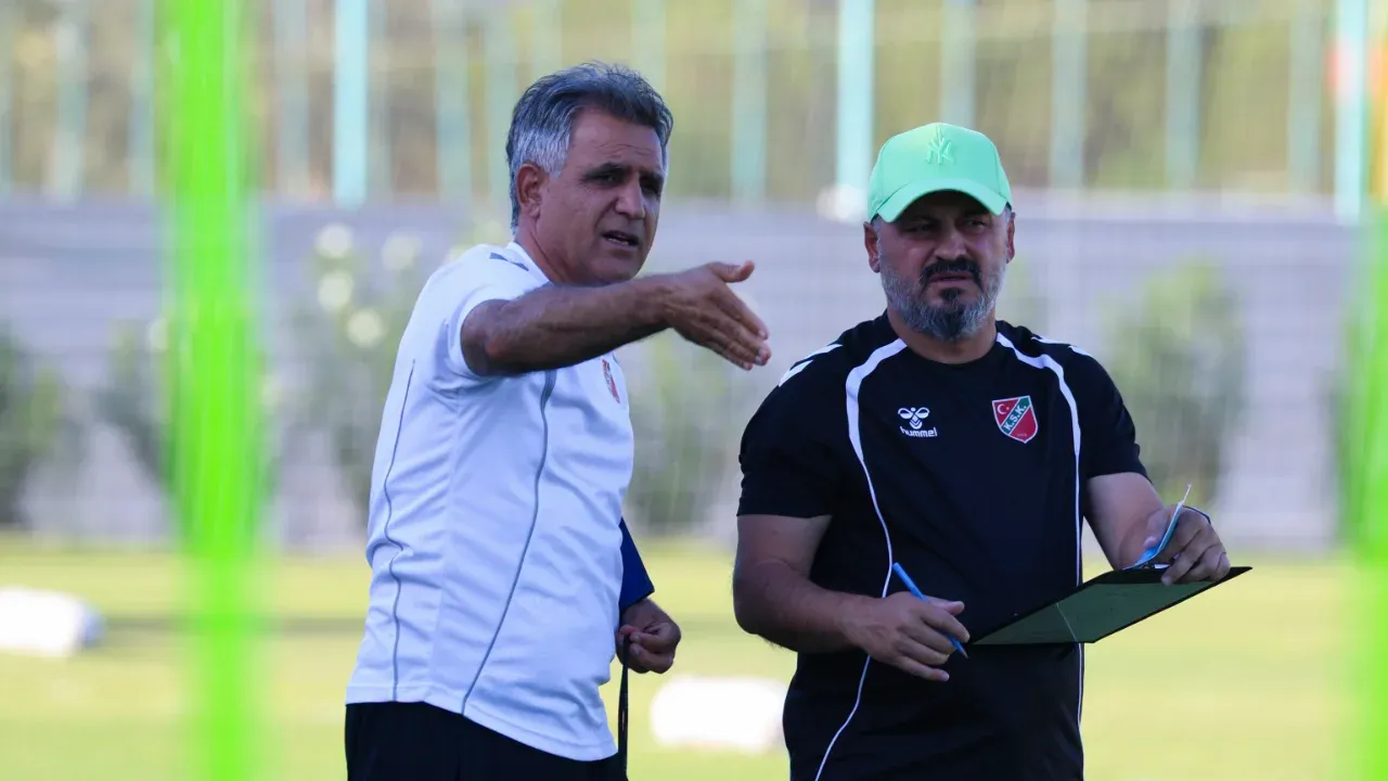 Karşıyaka derbide taraftarının gönlünü almak istiyor