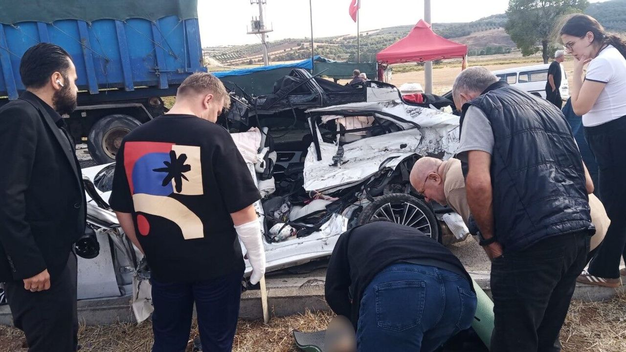 Yürek yakan kaza! Hamile anne ile 3 yaşındaki kızı yaşamını yitirdi
