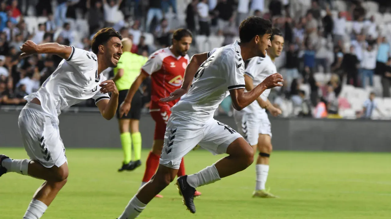 Altay'da Salih Oktay formayı kaptı