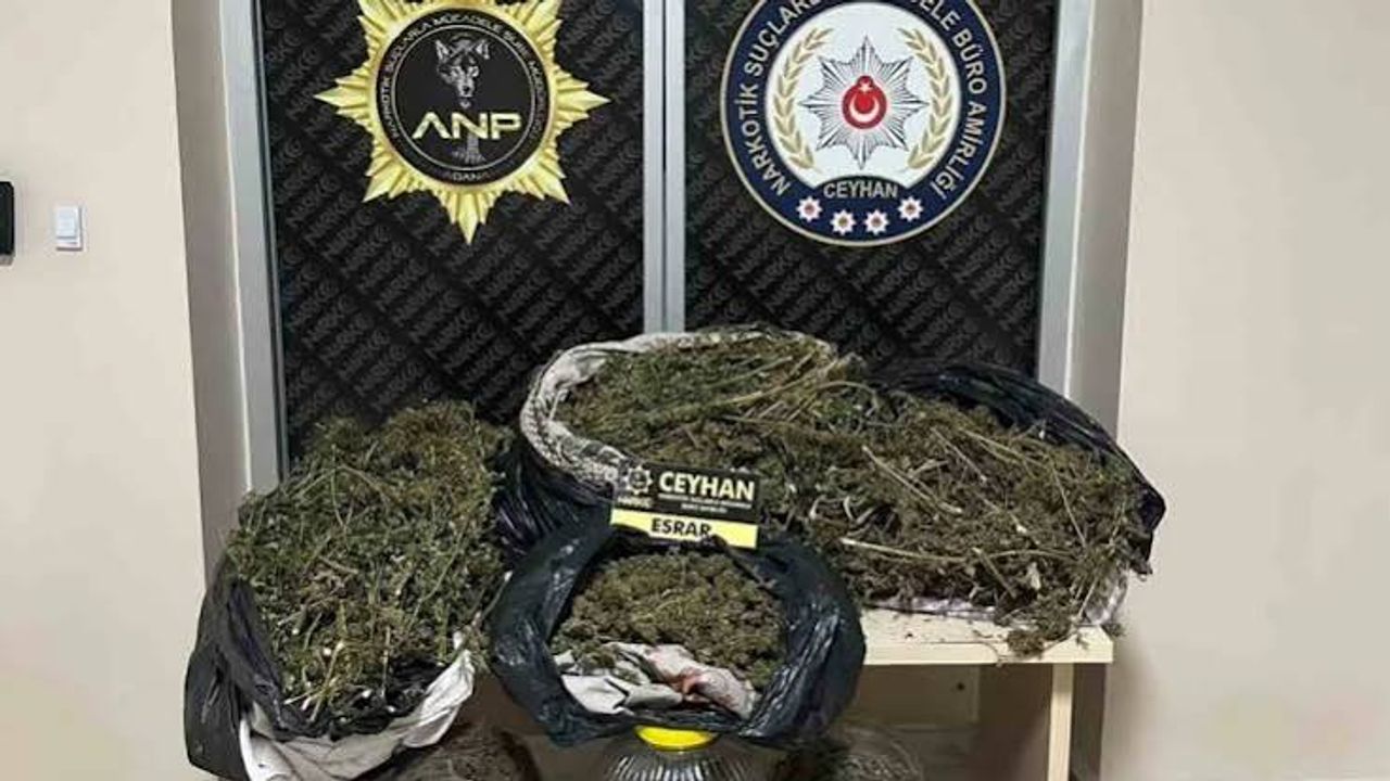 Narkotik ekiplerinden operasyon: Çöp poşetleri ve bidonlardan kilogramlarca esrar çıktı