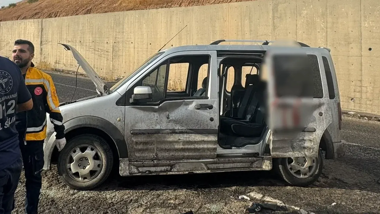 Kontrolden çıkan kamyonet takla attı: 6 kişi yaralandı