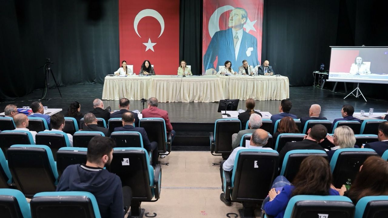 Konak’ta yıllardır beklenen karar alındı: Mahalleler birleşiyor
