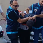 Misafir olarak gittiği evin sahibini bıçaklayarak öldürdü