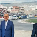 Yarış Pisti’nin kurucusundan başkanlara zehir zemberek sözler