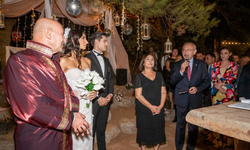 Soyer ve İzgi ailelerinin mutlu gecesi