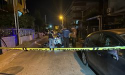 Bayraklı'da 19 yaşındaki gence pusu: Motosiklet ile kaçmaya çalıştı, öldürüldü