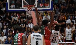 Potada İzmir derbisinde gülen taraf Petkimspor oldu: Aliağa Petkimspor: 81 - Pınar Karşıyaka: 69