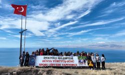 Kadınlar, sporu 2 bin 700 yıllık kalenin zirvesine taşıdı