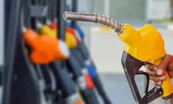 Akaryakıtta tabela değişti! Bayram öncesi benzine okkalı zam