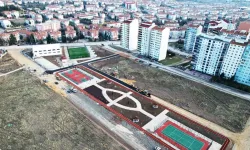 Ankara Sincan’da Mevlana Spor Kompleksi gençlerle buluşmaya hazırlanıyor