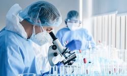 Klinik mikrobiyoloji doktoru ne iş yapar? Klinik mikrobiyoloji doktoru ne kadar maaş alıyor 2023-2024?