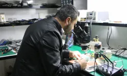 Diyarbakır'da telefon bataryası patladı, facianın eşiğinden dönüldü!