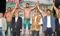 Milli güreşçi İbrahim Bölükbaşı, altın kemerini kazandı