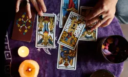 12 Ağustos 2025 Tarot Falı: 12 Ağustos 2025 Günlük Tarot Falına Göre Aşk, Sağlık, Para, İş?