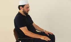 Oturarak namaz nasıl kılınır? Ne gibi durumlarda oturarak namaz kılınır?