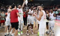 Pınar Karşıyaka, Türkiye Kupası yarı finalinde Anadolu Efes ile karşı karşıya: Final için parkede!