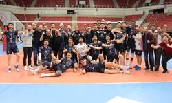 Volaybolda Altekma'nın zafer yolculuğu: Efeler Ligi'ne geri dönüş!