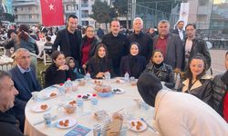 Kırkpınar ve Atar, Kemalpaşa'da iftara katıldı