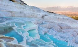 Pamukkale'yi bayram tatilinde 111 bin kişi gezdi