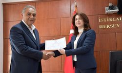 Nami Çiftçi, Gürün Belediye Başkanlığı görevine üçüncü kez seçilerek mazbatasını aldı
