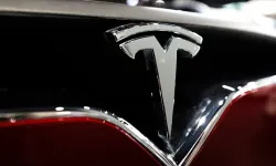 Tesla'nın Global Stratejisi: Fiyat İndirimi ve Elektrikli Araç Pazarındaki Etkisi