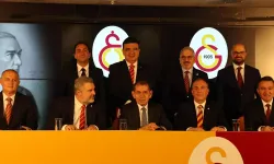 Galatasaray'da Dursun Özbek ve yönetimi mazbatalarını aldı