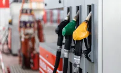 Akaryakıtta ertelenen zam, zamla geliyor... Benzin ve motorin fiyatları uçacak!
