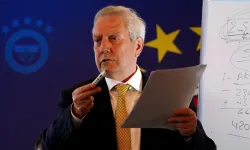 SON DAKİKA | Aziz Yıldırım, Fenerbahçe başkanlığına aday oldu